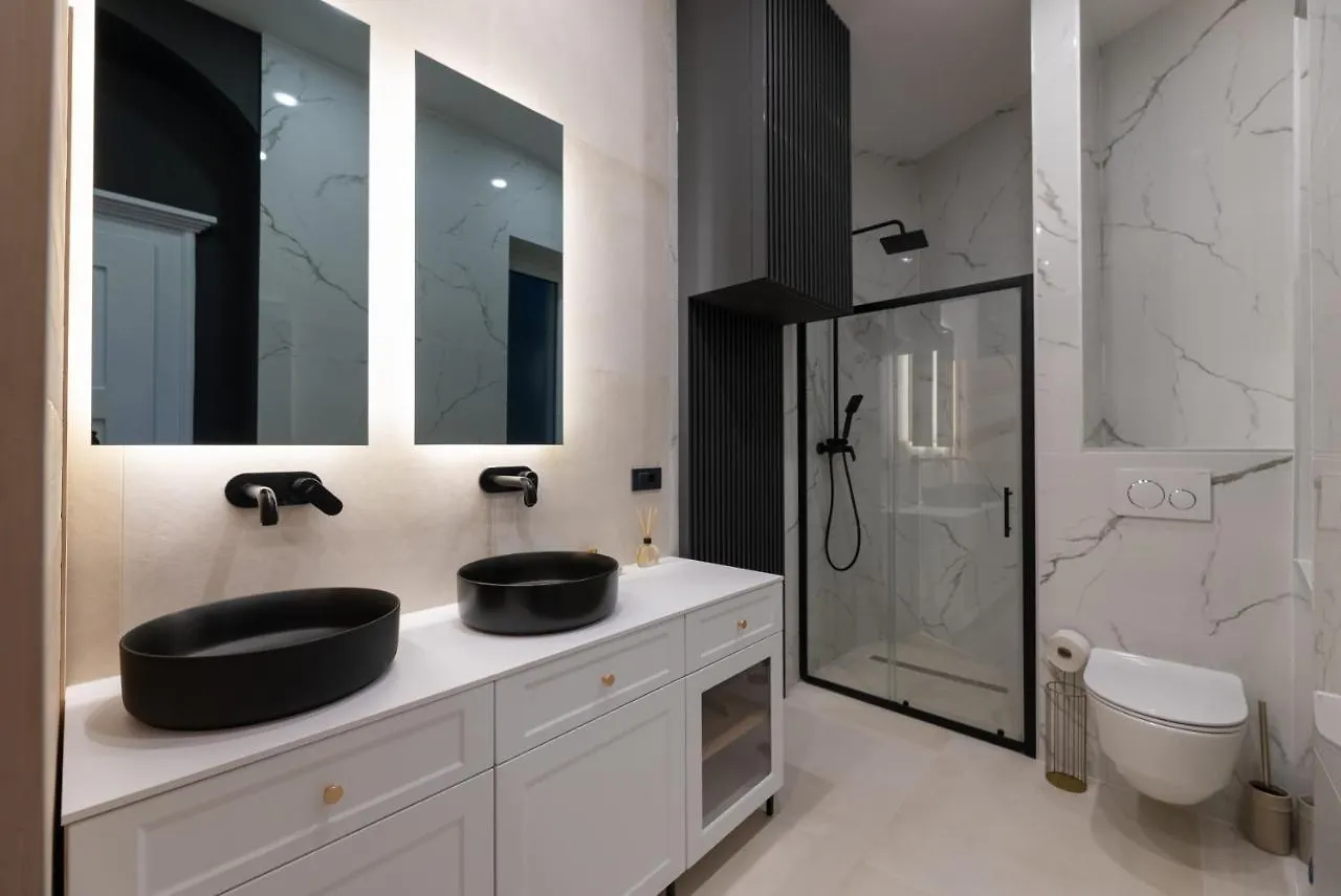 Lusso Apartment With Sea View