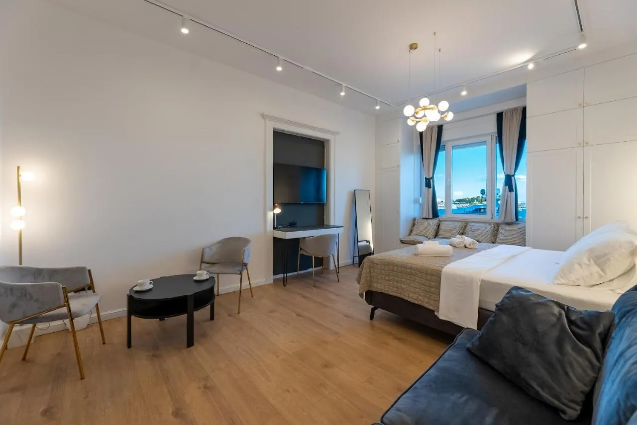 Lusso Apartment With Sea View