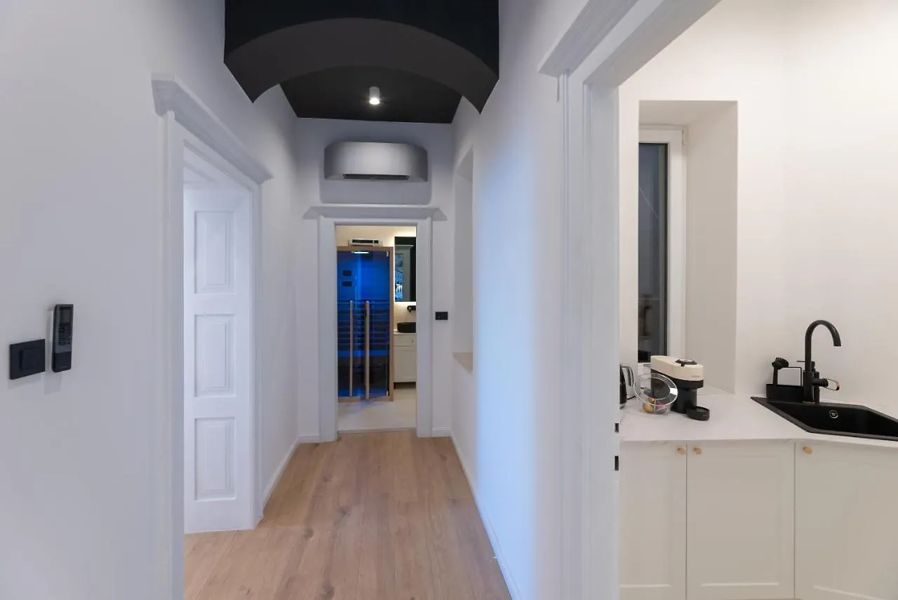Lusso Apartment With Sea View 0*, Split Croatia