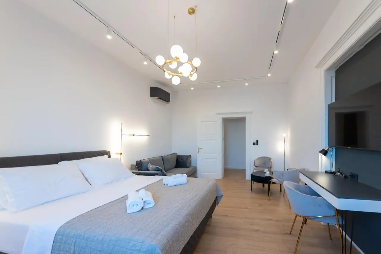 Lusso Apartment With Sea View  Split