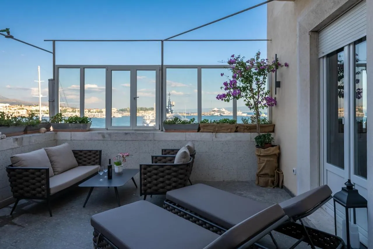 Lusso Apartment With Sea View 0*, Split Croatia