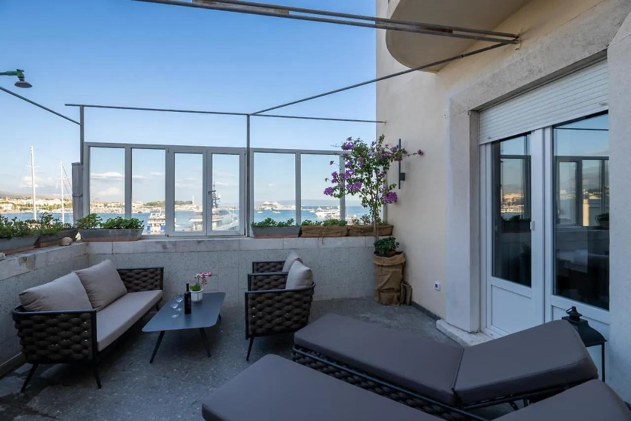Lusso Apartment With Sea View Split